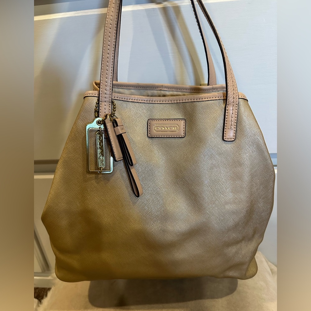 Coach gold tone Leather Bag